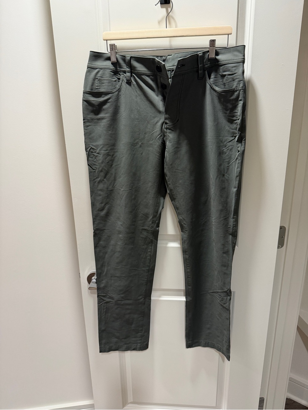 James Perse Olive Stretch Chinos